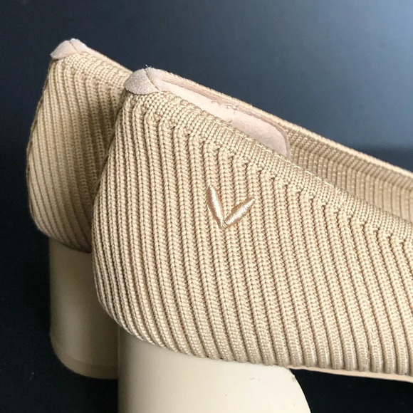 Vivaia Melody Square Toe Chunky Heel Pump Cream Ivory Size EUR 37.5 US 7 - Picture 6 of 12